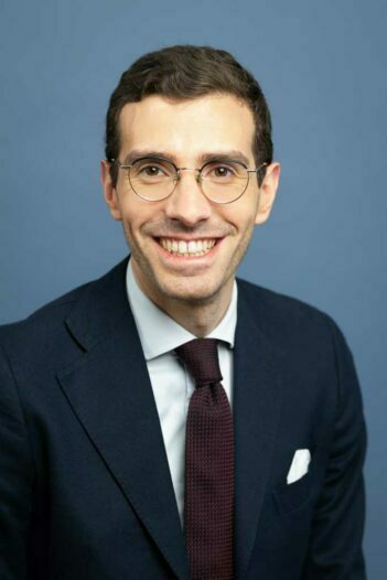 Romain de Calbiac-55-YS Corporate
